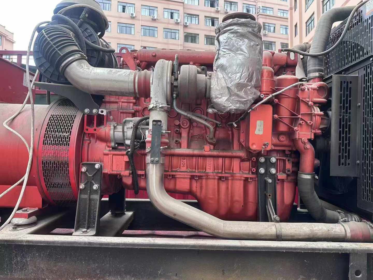 琼结如何选择适合 600kW 柴油发电机组的过载保护器？